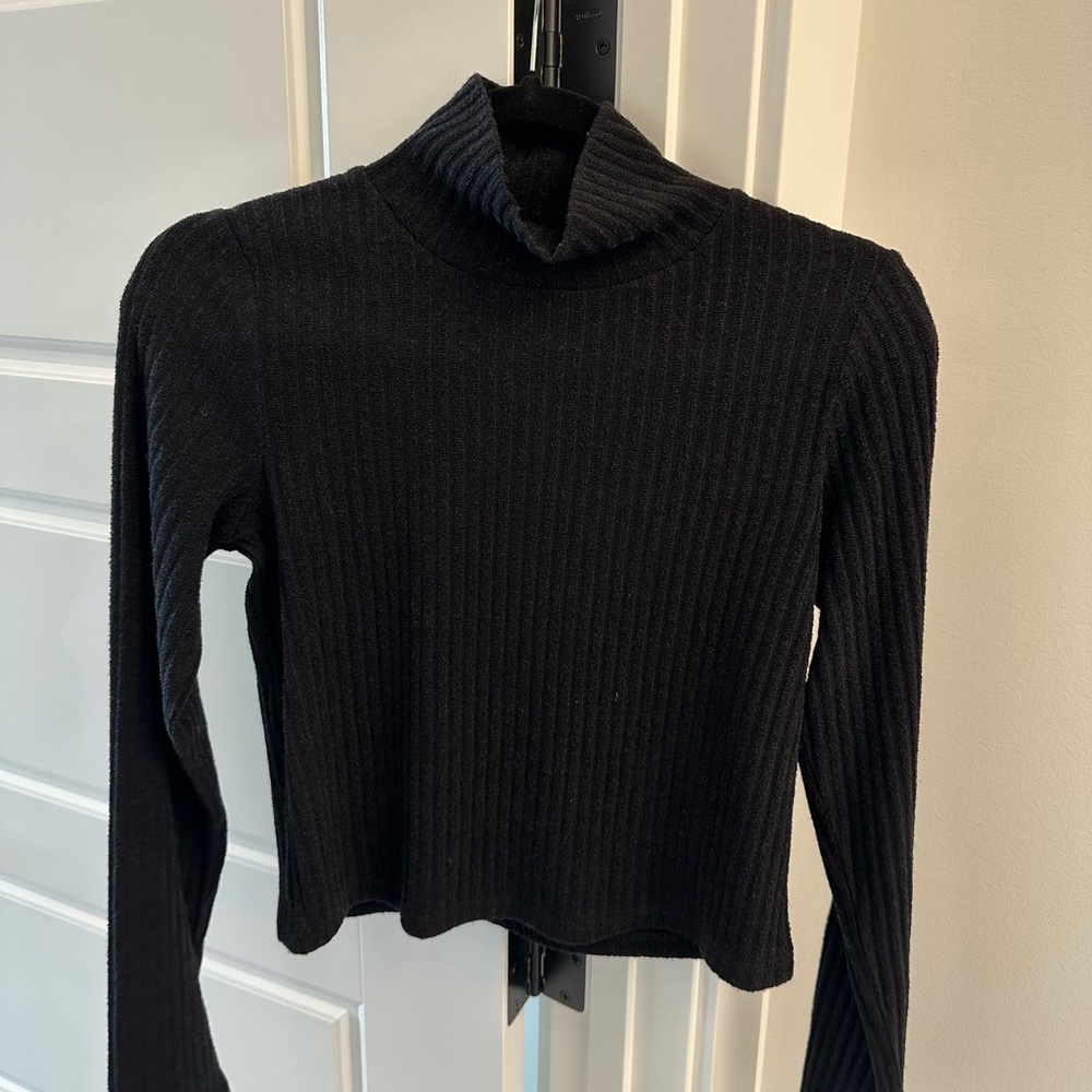 Wilfred Free Crop Black Ribbed Sweater